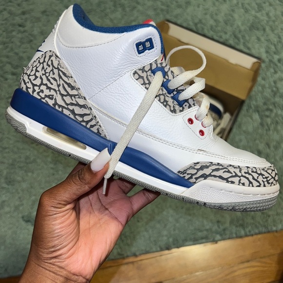 Air Jordan 3 Retro size 7 Youth / 9 women - Picture 2 of 6
